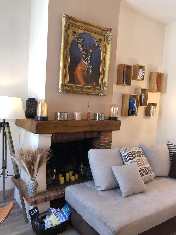 Cote Chateau - Grand Appartement Au Coeur De Blois Buitenkant foto